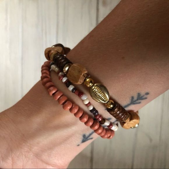 Natural Bead Gold Shell Stretch Bracelet Pack - Picture 2 of 3